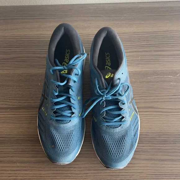 ASICS Kayano 24 - Picture 5 of 8